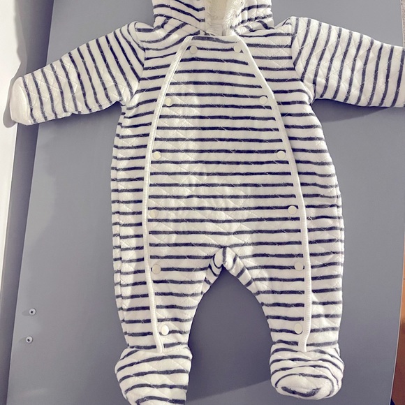 Nordstrom baby infant bunting - Picture 2 of 3